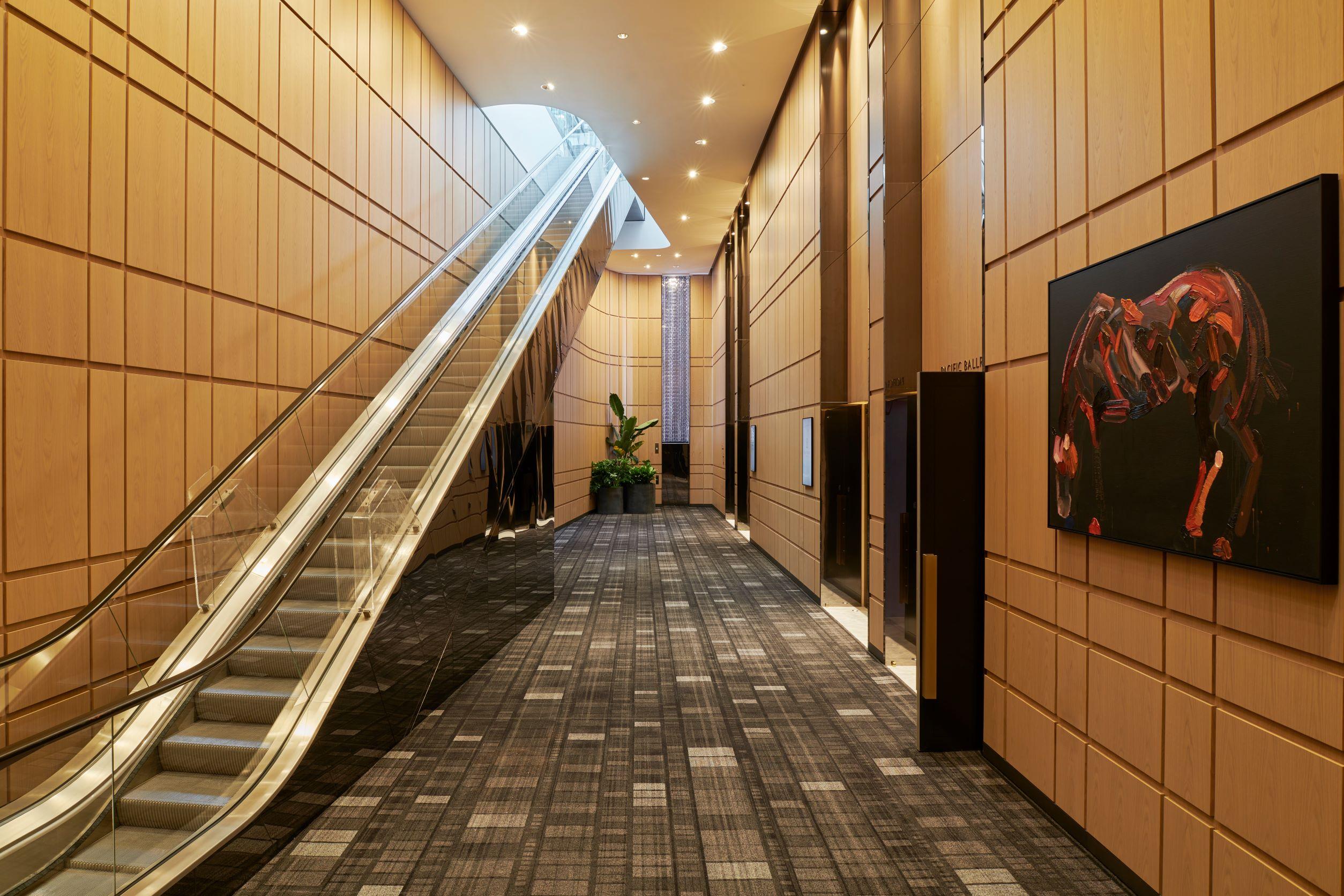 Отель Pan Pacific Лондон Экстерьер фото The interior of the hotel