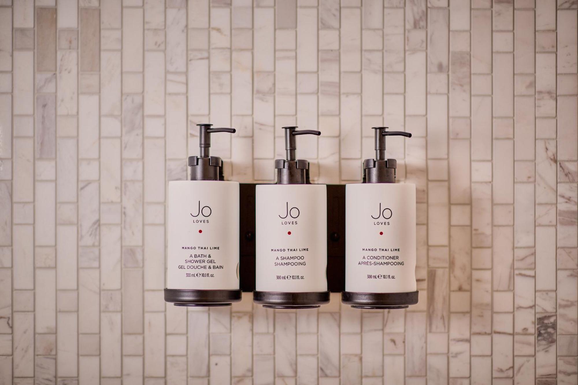 Отель Pan Pacific Лондон Экстерьер фото JO MALONE LONDON